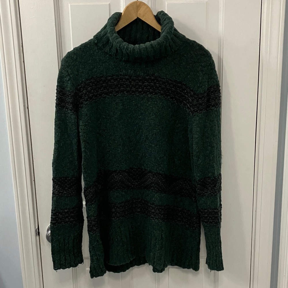 Universal Thread Dark Green and Black Turtleneck Sweater Fall size Large knit